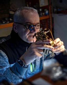 Chester Morris‑Anshun Tag Heuer Official Service Outlets Watchmaker